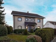 TOLLER SÜDBALKON! Großzügige 4 1/2-Zi.-Maisonettewohnung mit Garage - Ravensburg