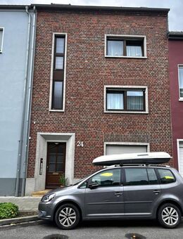 Zweifamilienhaus mit viel Potential in Möchengladbach Rheydt! - Mönchengladbach