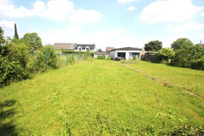 Einfamilienhaus mit großem Garten, Terrasse und Sonnenterrasse in Wesseling