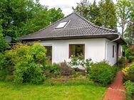 Einfamilienfertighaus mit Garage und tollem Gartengrundstück - Wiefelstede