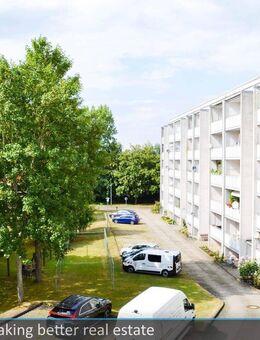 Erstbezug nach Sanierung! 3-Zimmer-Wohnung mit Balkon! - Cölpin