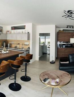 Neubau- Erstbezug mit vielen Finessen in Hirschaid: Maisonette Wohnung mit Küche und Terrasse - Hirschaid