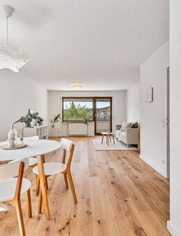 sofort einziehen: helle 3 Zimmer mit Südbalkon - neu renoviert - Leonberg (Baden-Württemberg)
