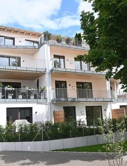 2 Zimmerwohnung mit Terrasse und Garten - Ebersberg