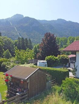 Neubauprojekt in Aschau im Chiemgau - Kompakte Obergeschoss-Wohnung mit Bergblick und großem Südbalkon - Aschau (Chiemgau)