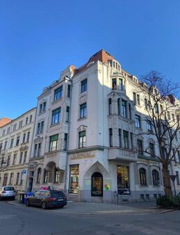 Erstbezug nach hochwertiger Sanierung inkl. Einbauküche (nicht in der Miete enthalten) - Zwickau