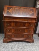 → Kommode holzkommode Sideboard Anrichte Handarbeit Antik in 88662