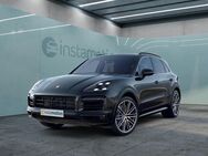 Porsche Cayenne, GTS | | |Soft-Colse, Jahr 2021 - München