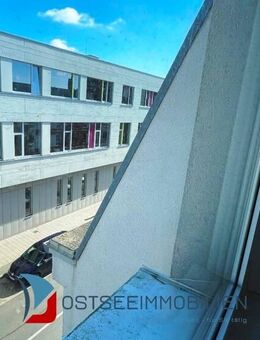 Innenstadt-Greifswald, Sommerangebot, ETW im DG, 2 Zi., ca. 65 m², Bad m. Wanne, EbKü., Keller, - Greifswald