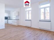 Erstbezug! Sanierte 3-Zimmer-Wohnung Hochparterre mit Altbau-Charme, zentrale Wohnlage! - Ludwigsburg