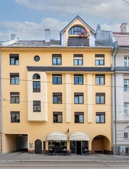 Wunderbare Gelegenheit zum Wohnen oder Arbeiten in zentraler Lage - München