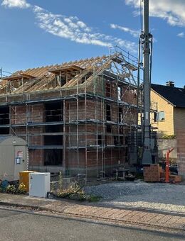 Neubau-Doppelhaushälften auch als Ausbauhaus - Schlangen