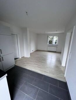 Helle freundliche 2 Zimmer Wohnung - Satteldorf