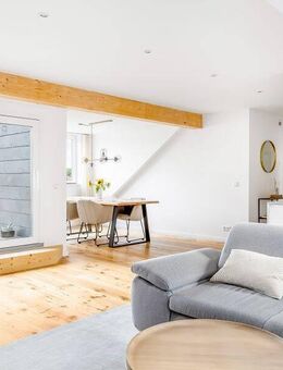 Moderne 3-Zimmer Dachgeschosswohnung mit Dachterrasse in Best-Lage von Hannover-Ahlem! - Hannover