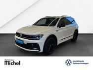 VW Tiguan, 2.0 TDI Highline R-Line "Black Style" Panodach, Jahr 2020 - Gießen