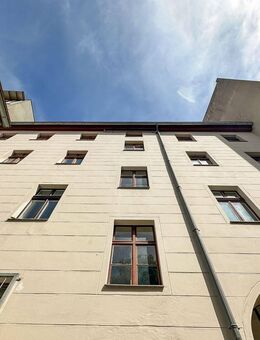 Kreuzberger Klassiker: Altbauwohnung mit Einbauküche in zentraler Lage - Berlin