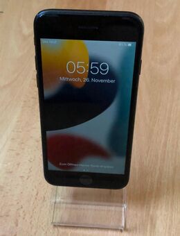 Apple iPhone 7 32gb in Spacegrau (ohne Simlock) - Altötting