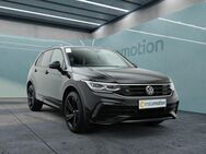 VW Tiguan, 2.0 TDI R-Line BLACK-STYLE BLACK IQ LIGHT, Jahr 2024 - München