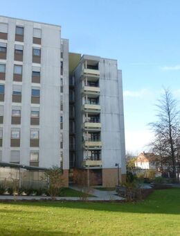 Stark renovierungsbedürftige 4-Zimmer-Wohnung - Mühlacker