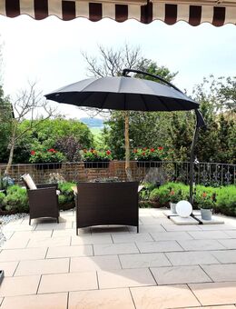 Im Städtedreieck:Grünes Wohnen am Hügel mit Fernblick:Abs.ruh.,exklusives 8-Zi-EFH,kompl.neu ganz in weiß,3 Bäder,Einkaufszentrum 1 km - Trautskirchen