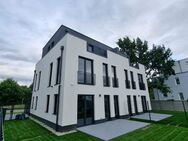 Moderne Doppelhaushälfte im schönen Altglienicke! **Garten / 3 Terrassen / möbliert** - Berlin