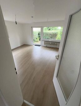 Erstbezug n. Renovierung - Stuttgart