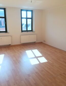 !! Dachgeschoss, 2-Zimmer-Wohnung mit Laminat in Chemnitz / Hilbersdorf !! - Chemnitz
