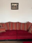 Ledercouch mit Sessel und Hocker im Retro-Kolonialstyle in 80796