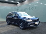 VW Tiguan, 2.0 TDI Move, Jahr 2024 - München