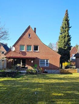 Großzügiges 6-Zi.-Einfamilienhaus in Hamburg-Fischbek mit herrlichem Garten und Carport ! - Hamburg
