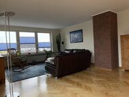Lichtdurchflutete 2-Zimmer-Wohnung mit sonniger Terrasse, Garage und Stellplatz - Ratingen