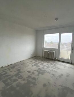 Ab Sofort! *Große 2,5 Zimmerwohnung mit großen Balkon mit Blick auf die Skyline zu vermieten!* - Heusenstamm