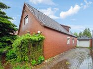 Einfamilienhaus mit schönem Garten zum wohlfühlen sucht Familienanschluss in Hamburg - Langenhorn - Hamburg