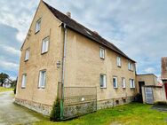 Dreifamilienhaus mit Werkstattanbau, Garagen und früheren Gärtnereigrundstück über 5.000 m² - Schwepnitz