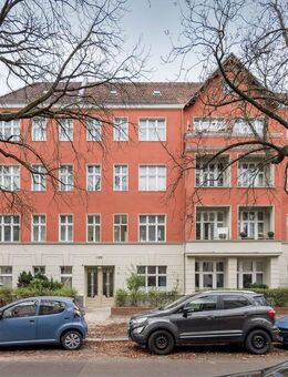 Lichtdurchflutete Altbauwohnung zur Investitionsmöglichkeit in beliebter Wilmersdorfer Lage - Berlin
