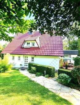 Idyllisches Einfamilienhaus mit Einliegerwohnung mit großem Gartengrundstück in Kierspe - Kierspe