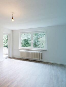 *Einbauküche & Balkon inklusive: Charmante 3-Zimmer-Wohnung in Rendsburg - Rendsburg