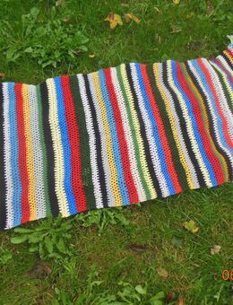 Handarbeit : Gestrickte Wolldecke - München Maxvorstadt