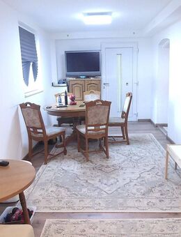 Gut vermietetes 3 Parteienhaus mit Garten - Dillenburg