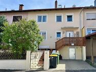 Reihenmittelhaus als Mehrfamilienhaus oder Eigenheim - Cadolzburg