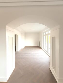 Altbauklassiker in Duisburg Duissern- 5 Zimmer, 2 Balkone und viel Licht ! - Duisburg