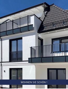 NEUBAU-WOHNKOMFORT . Helle 3-Zimmer-OG-Wohnung mit Loggia + Balkon in schönster Wohnlage - München