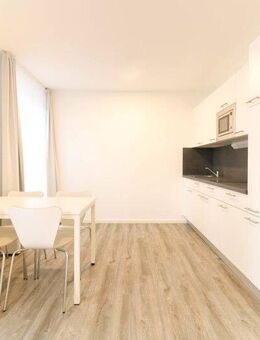 Moderne 2-Zi.-Wohnung *MÖBLIERT* in ERSTBEZUG - Düsseldorf