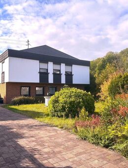 Geräumiges Architektenhaus in ruhiger Lage von Felsberg nahe Saarlouis - Überherrn