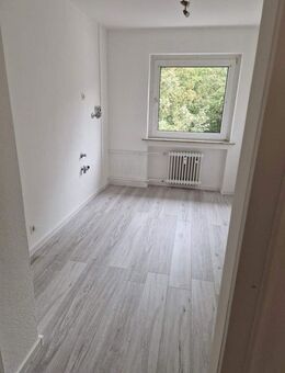 Schöne Renovierte 3-Zimmer Wohnung in Wuppertal-Barmen - WE Nr. 7 - Wuppertal