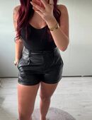 Kunstleder Shorts schwarz kurze Ledershorts in 50667