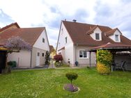 Ruhige Lage - großer Garten: TOP DHH Nbg. - Neuröthenbach / Haus kaufen - Nürnberg