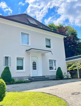 HERRSCHAFTLICHE VILLA AUF GROSSEM GRUNDSTÜCK IN IHMERT !!! - Hemer