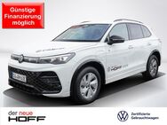 VW Tiguan, 1.5 eHybrid R-Line BlackStyle, Jahr 2024 - Troisdorf