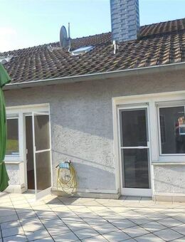 Große 3-Zi-Wohnung mit sensationeller Dachterrasse und separatem Home Office Raum - Leverkusen